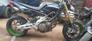 Aprilia Dorsoduro 2017 Black