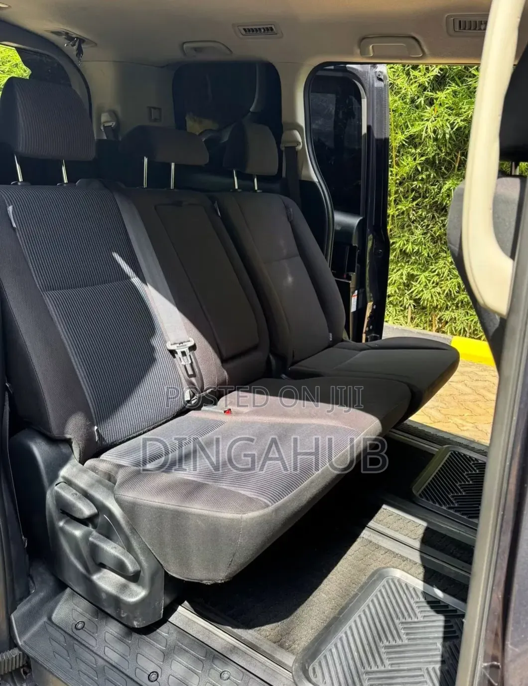 Toyota Voxy 2015 Blue