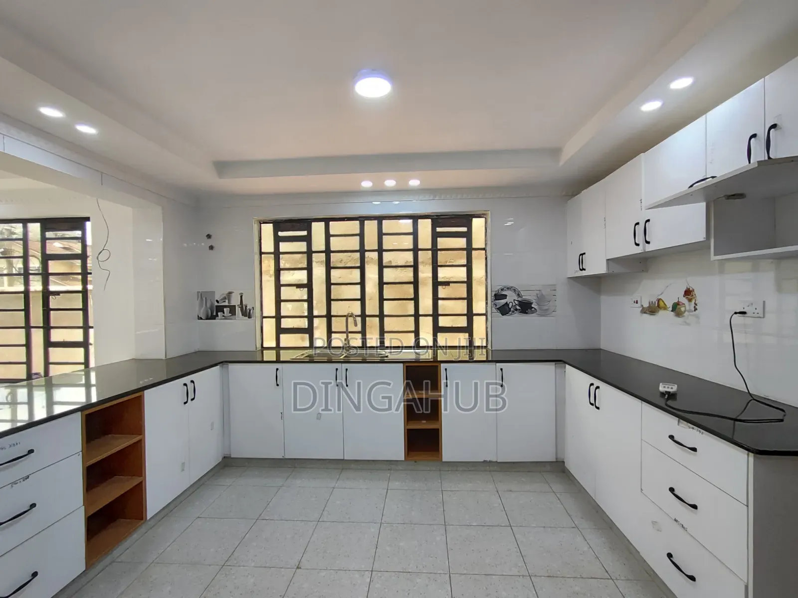 4bdrm House in Membley, Nairobi Central for sale
