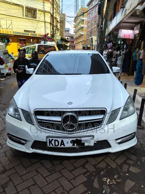 Mercedes-Benz E200 2014 White