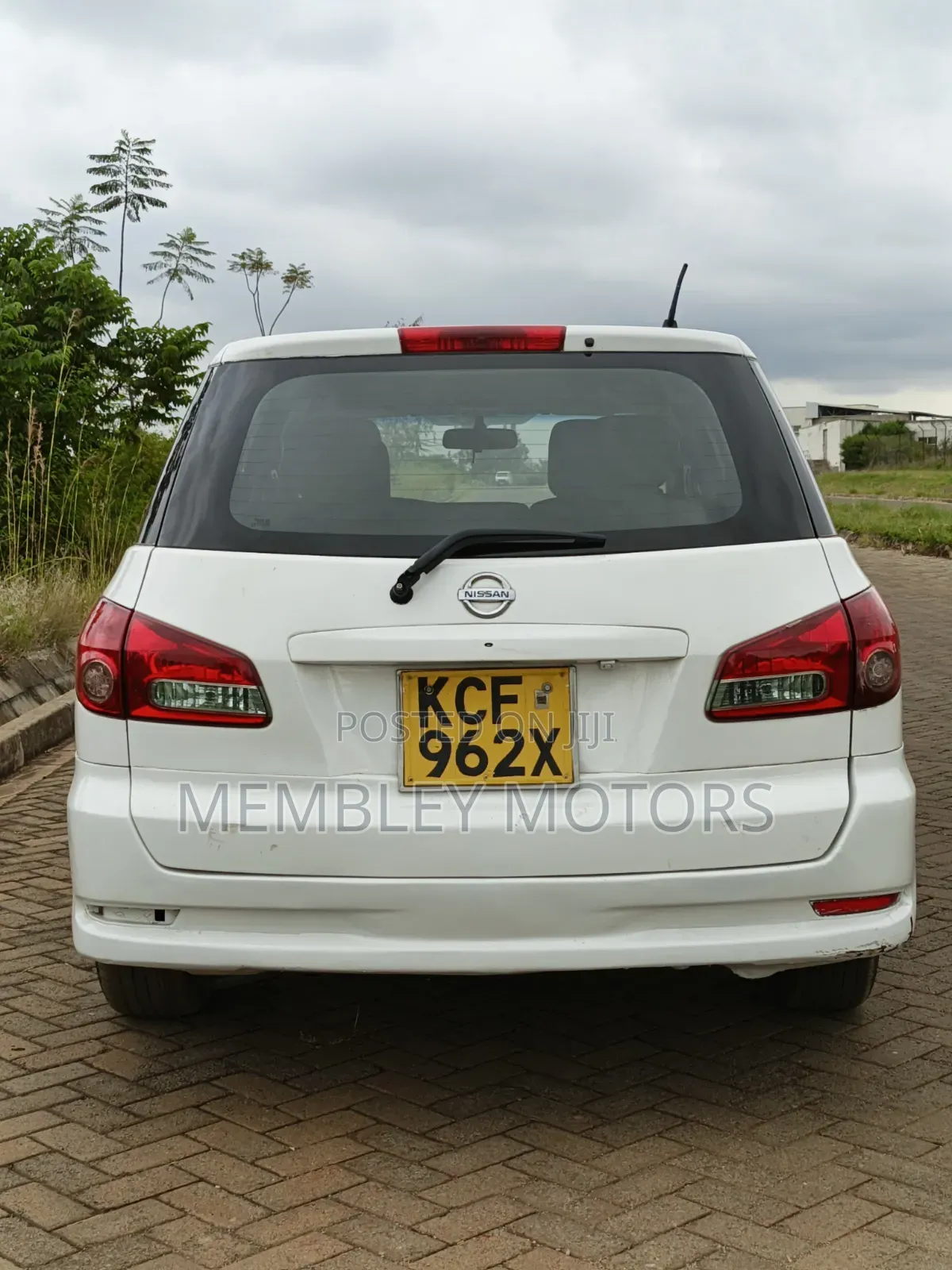 Nissan Wingroad 2009 White