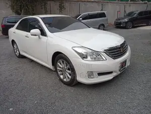 Toyota Crown 2008 White