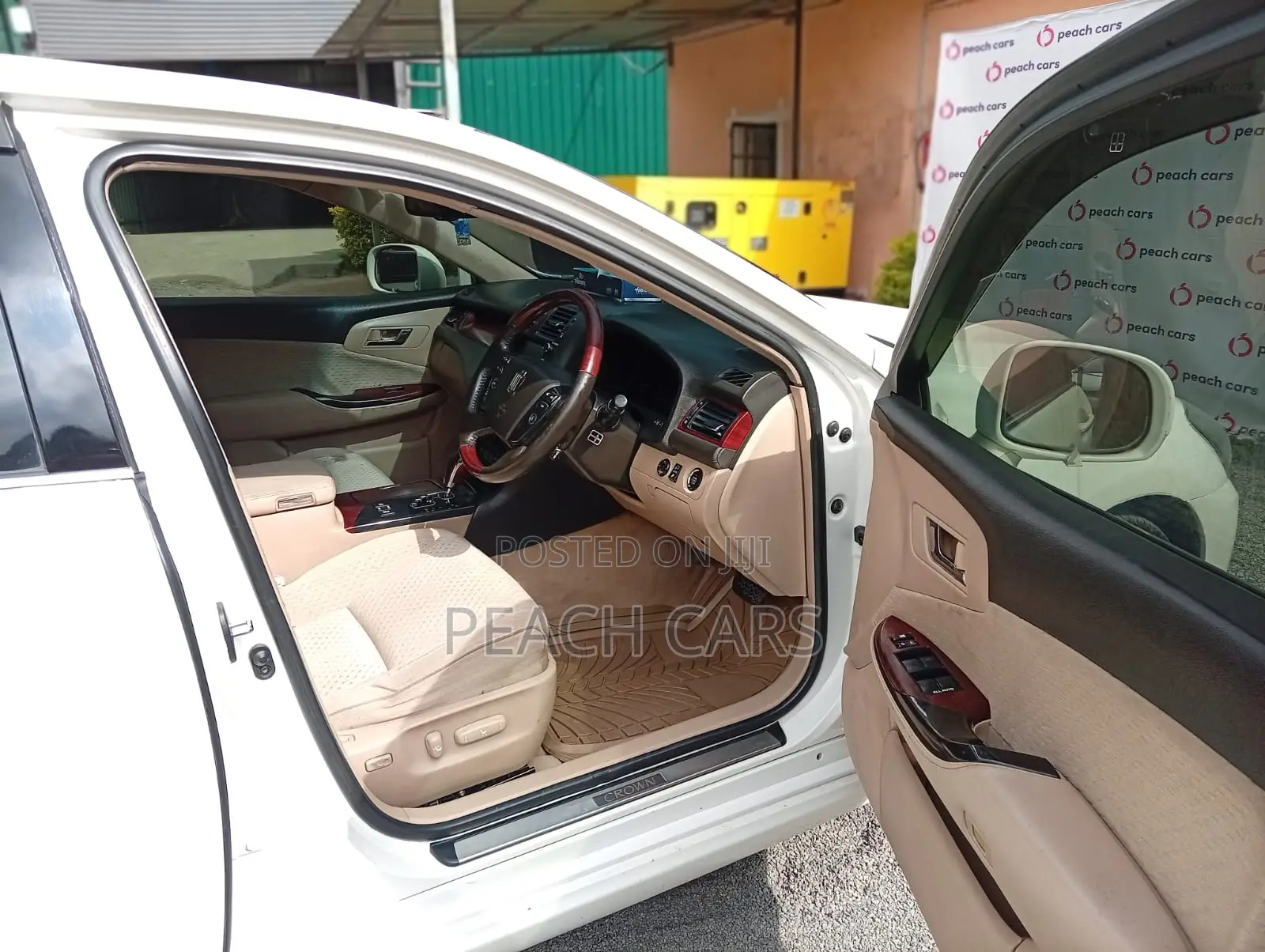 Toyota Crown 2008 White