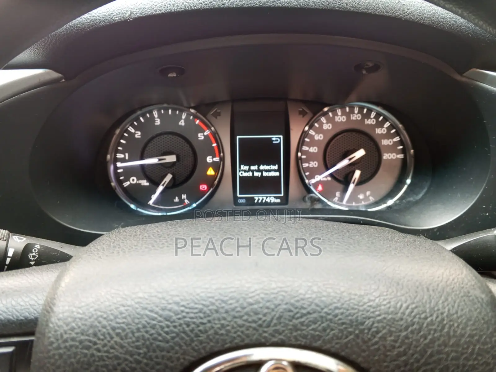 Toyota Hilux 2024 Gray