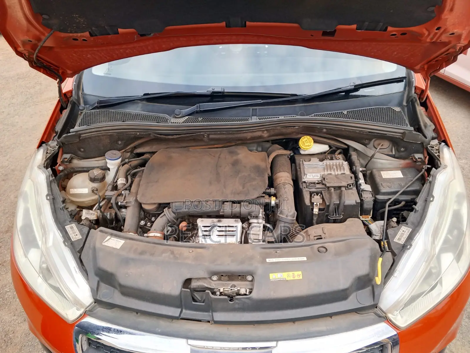 Peugeot 208 2017 Red