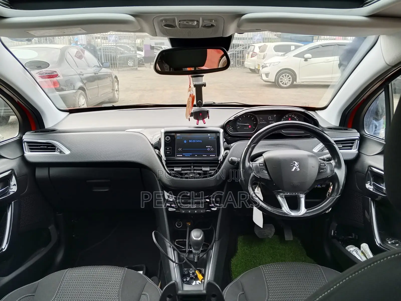 Peugeot 208 2017 Red