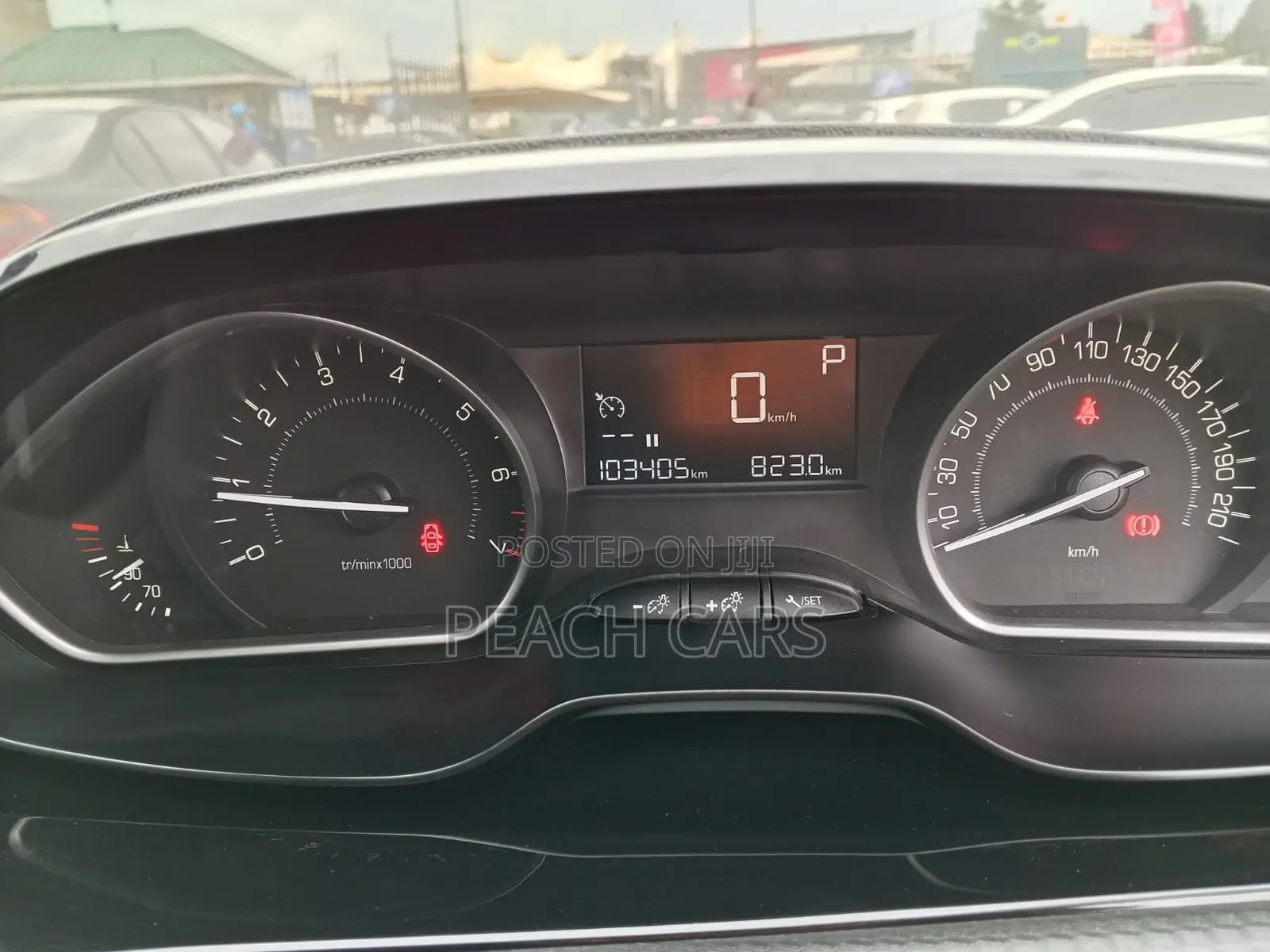 Peugeot 208 2017 Red
