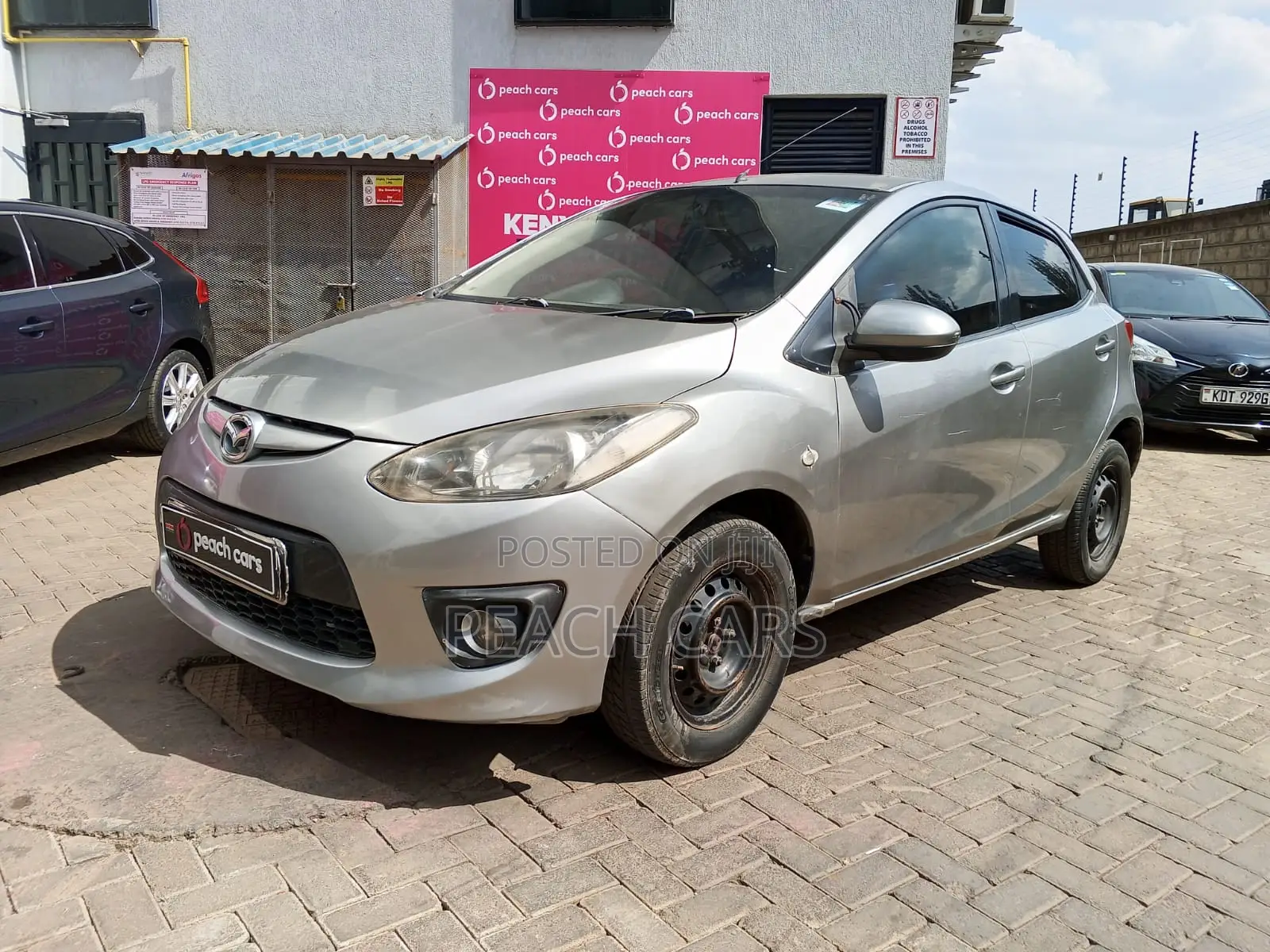 Mazda Demio 2012 Silver