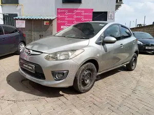 Mazda Demio 2012 Silver