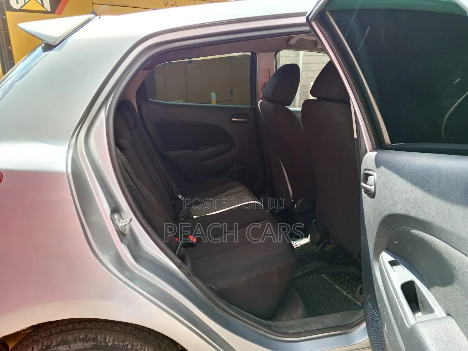 Mazda Demio 2012 Silver