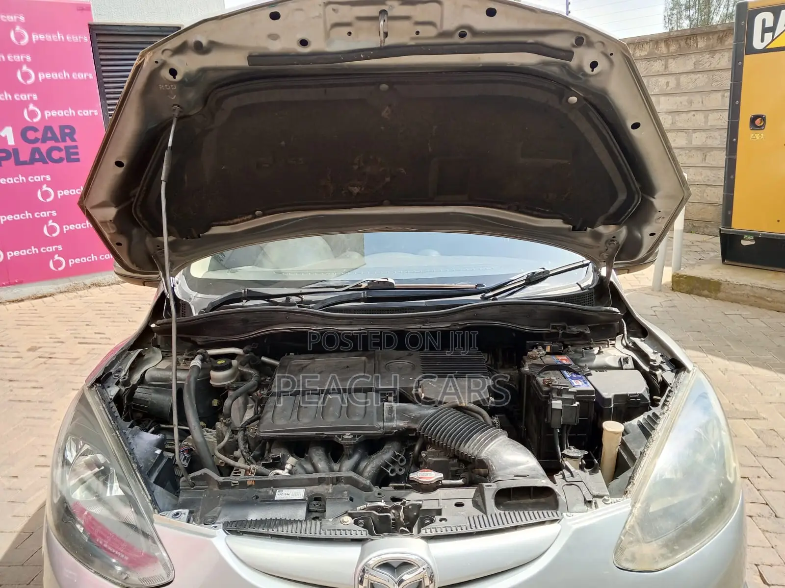 Mazda Demio 2012 Silver