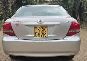 Toyota Axio 2010 Silver