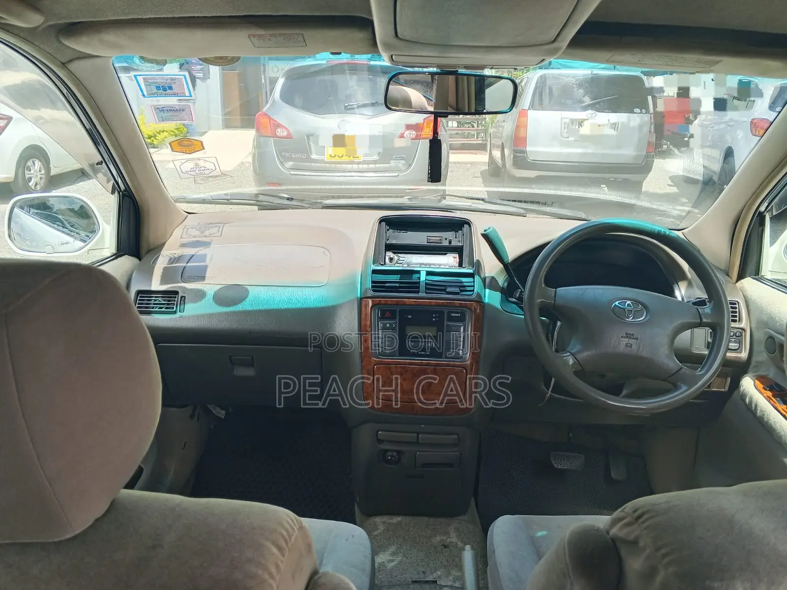 Toyota Gaia 2003 White