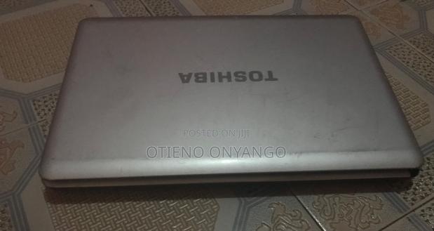 Laptop Toshiba Satellite L500 3GB Intel Celeron HDD+SSD 160GB