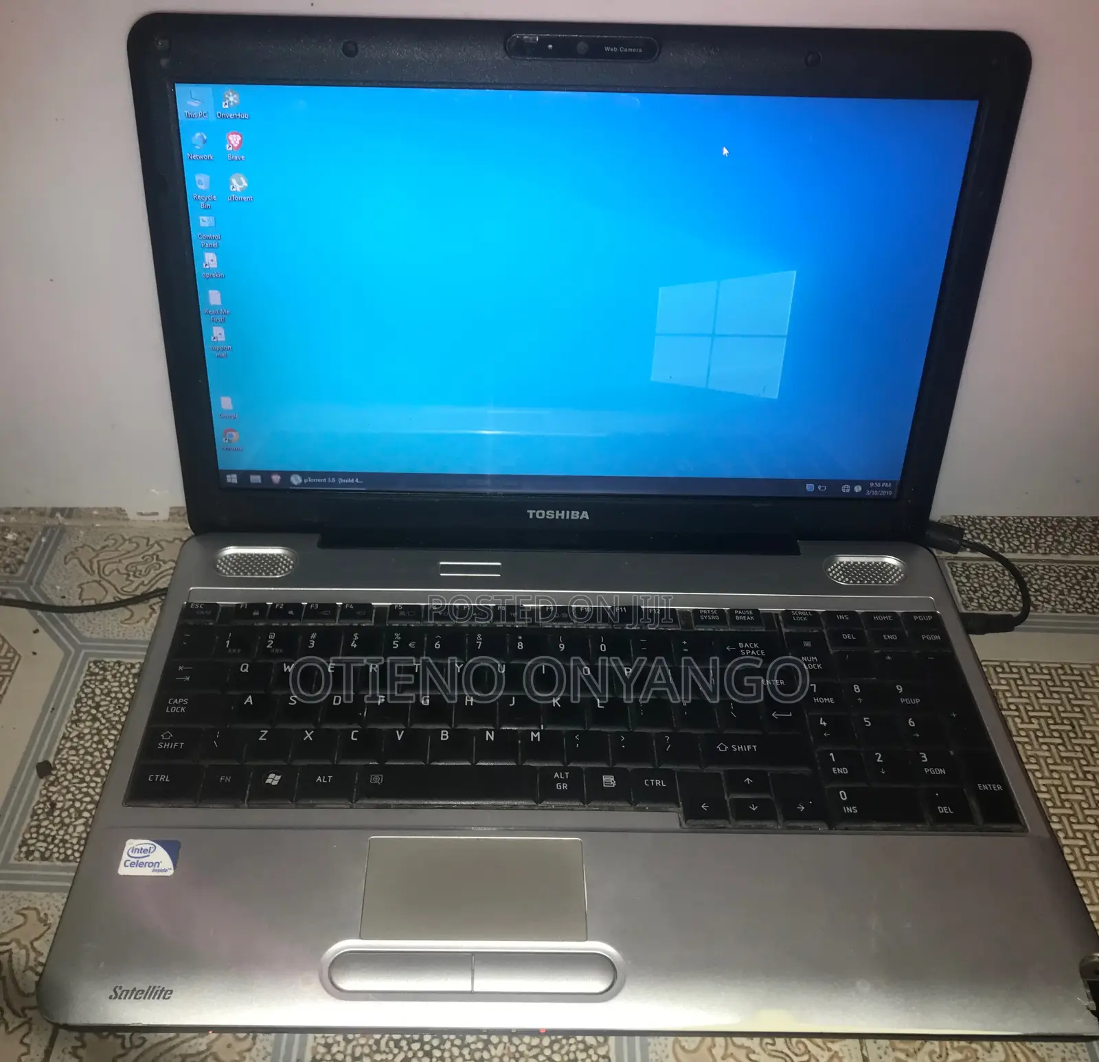 Laptop Toshiba Satellite L500 3GB Intel Celeron HDD+SSD 320GB