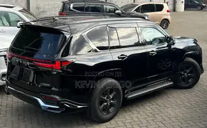 Lexus LX 600 2022 Black