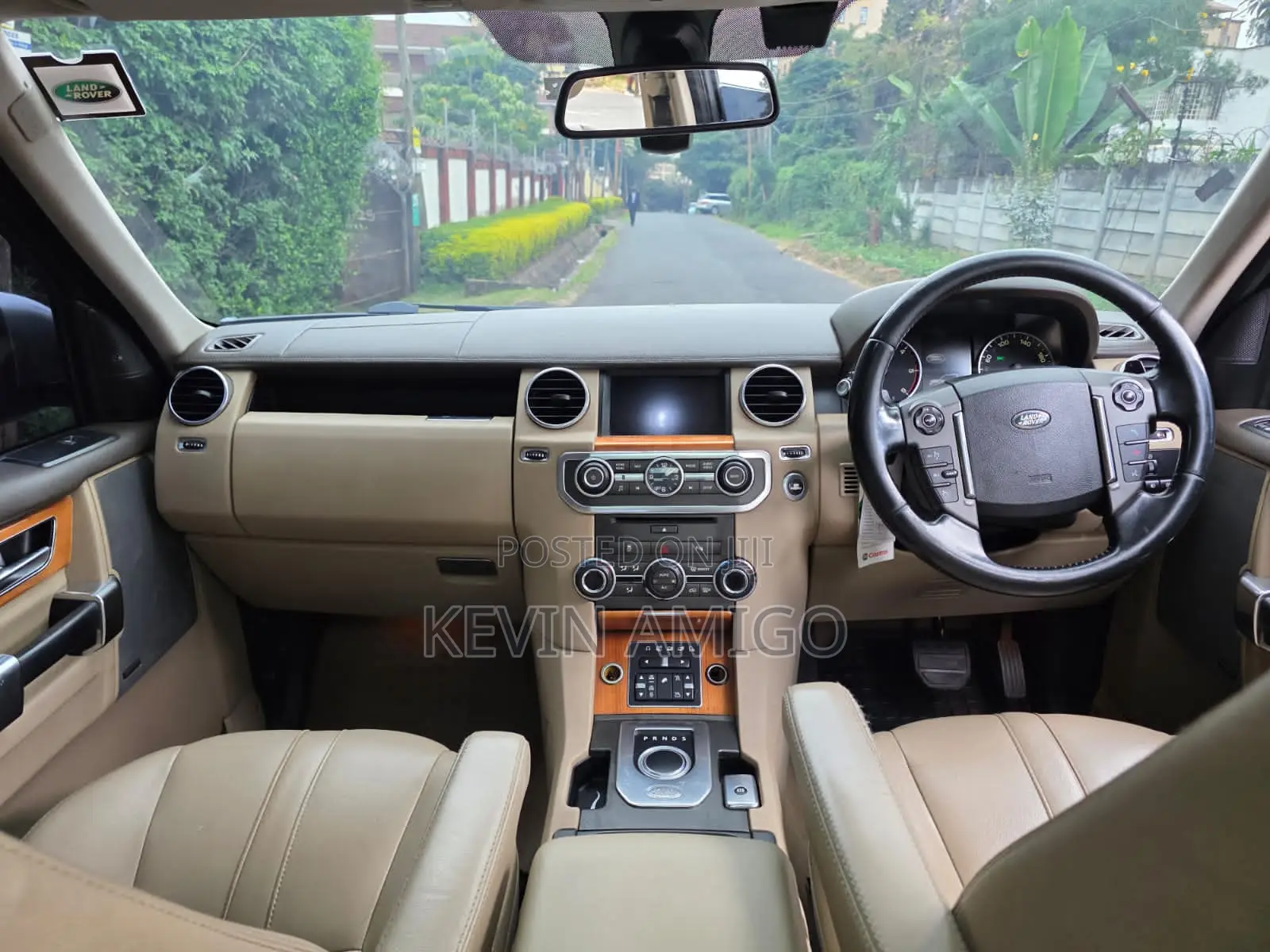 Land Rover Discovery 2015 Silver