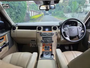 Land Rover Discovery 2015 Silver