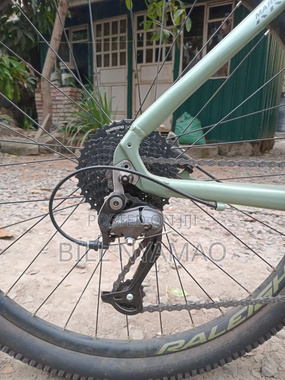 Raleigh Mara 27.5 Mountain Bike – Excellent Condition