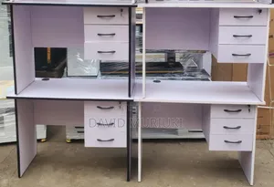 Office Desk Table
0.9m
