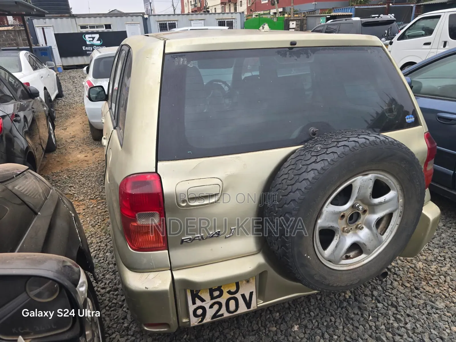 Toyota RAV4 Automatic 2002 Gold
