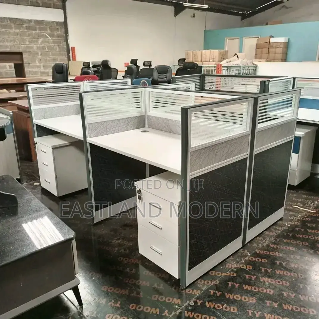 Imported 4 Way Workstation Set