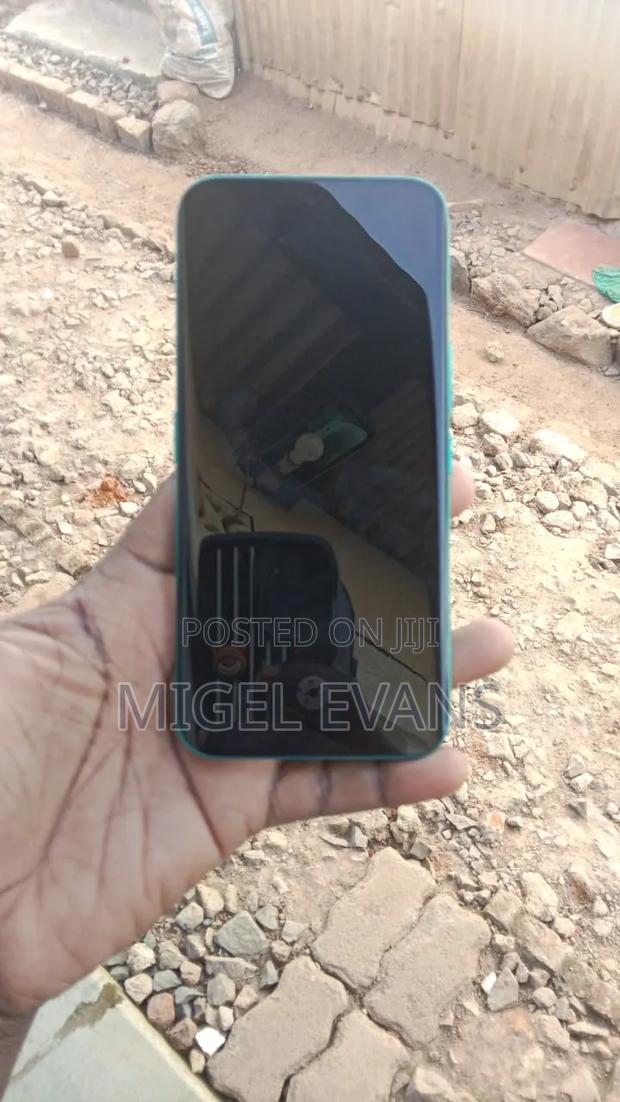 New Tecno Camon 50 Pro 256 GB Blue - thumbnail 2
