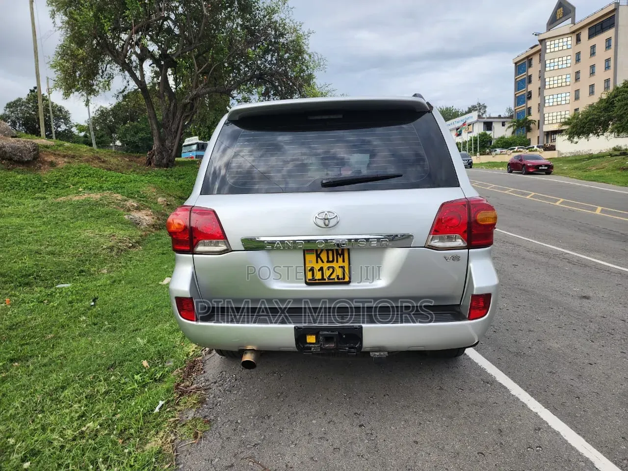 Toyota Land Cruiser 2010 Silver