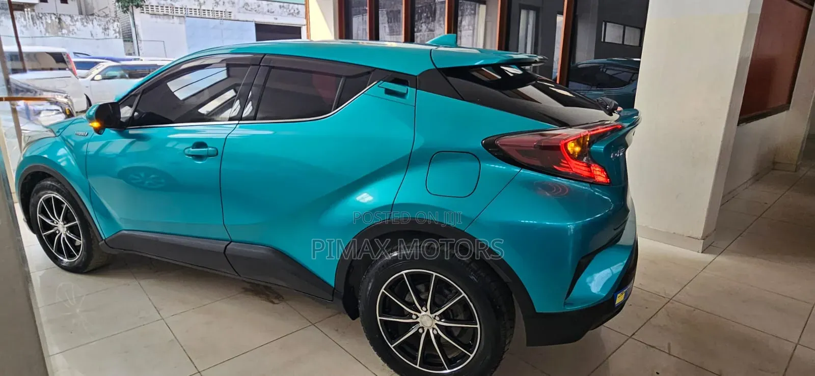 Toyota C-HR 2017 Blue