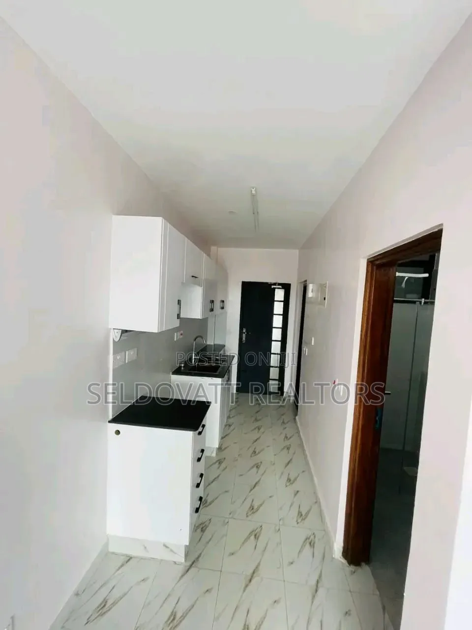 Studio Apartment in Racecourse for rent