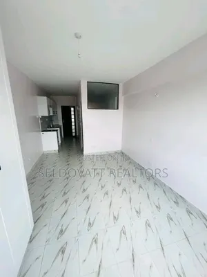 Studio Apartment in Racecourse for rent