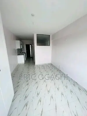 Studio Apartment in Racecourse for rent