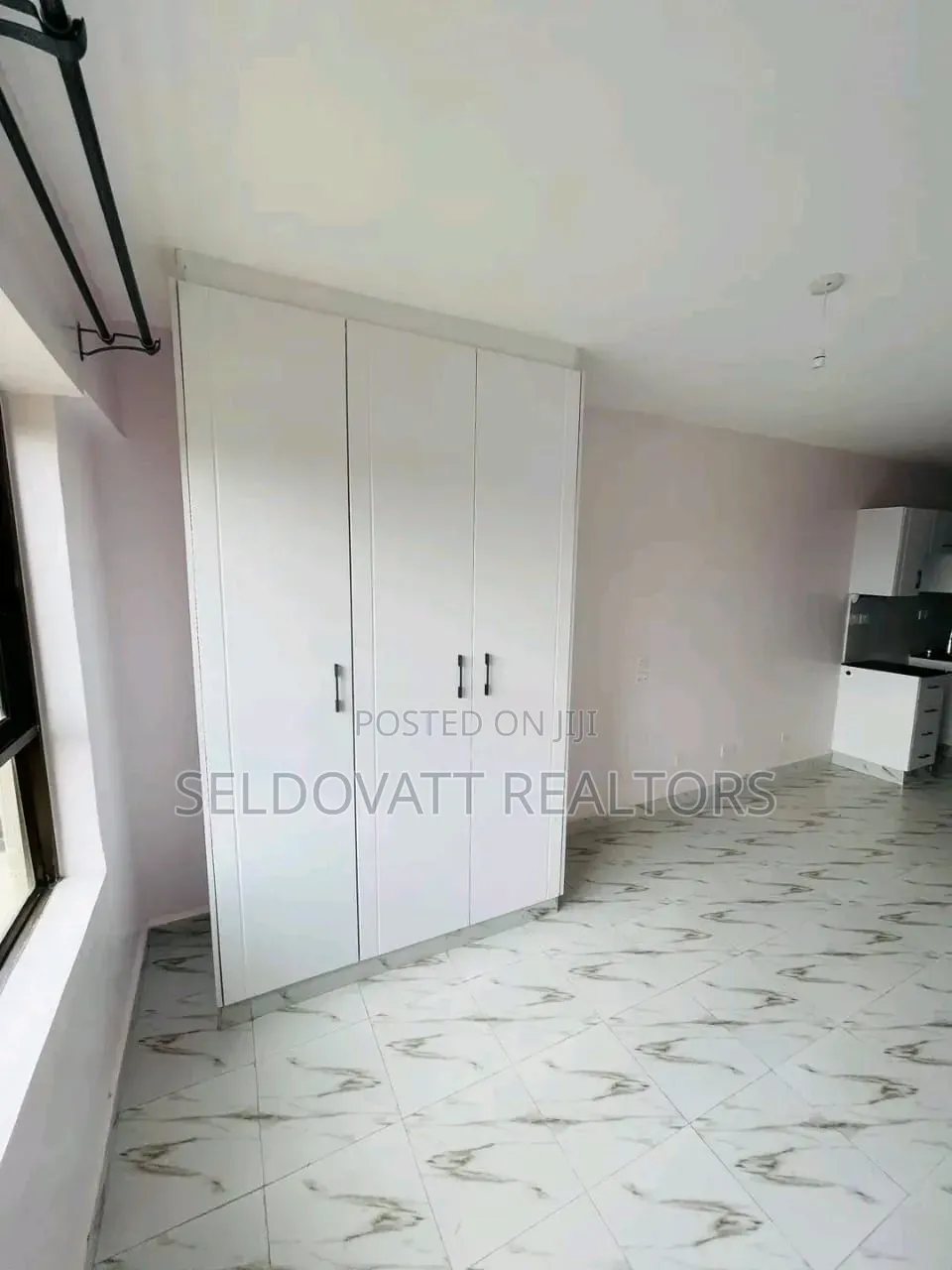 Studio Apartment in Racecourse for rent