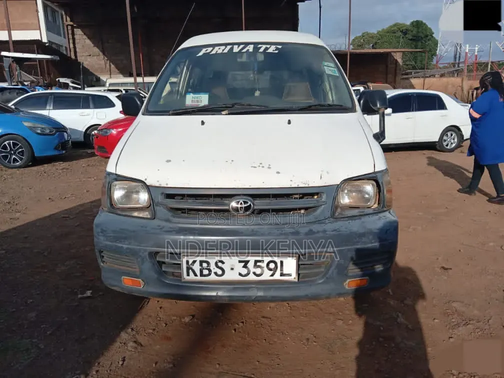 Toyota TownAce 2005 White