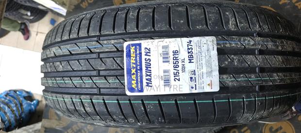 215/65r16 Maxtrek