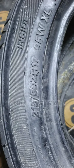 215/50r17 Centara