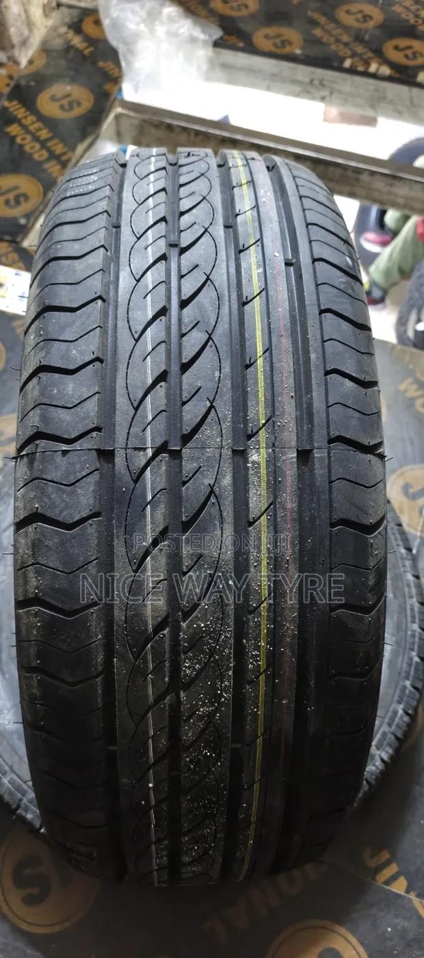 215/55r16 Centara
