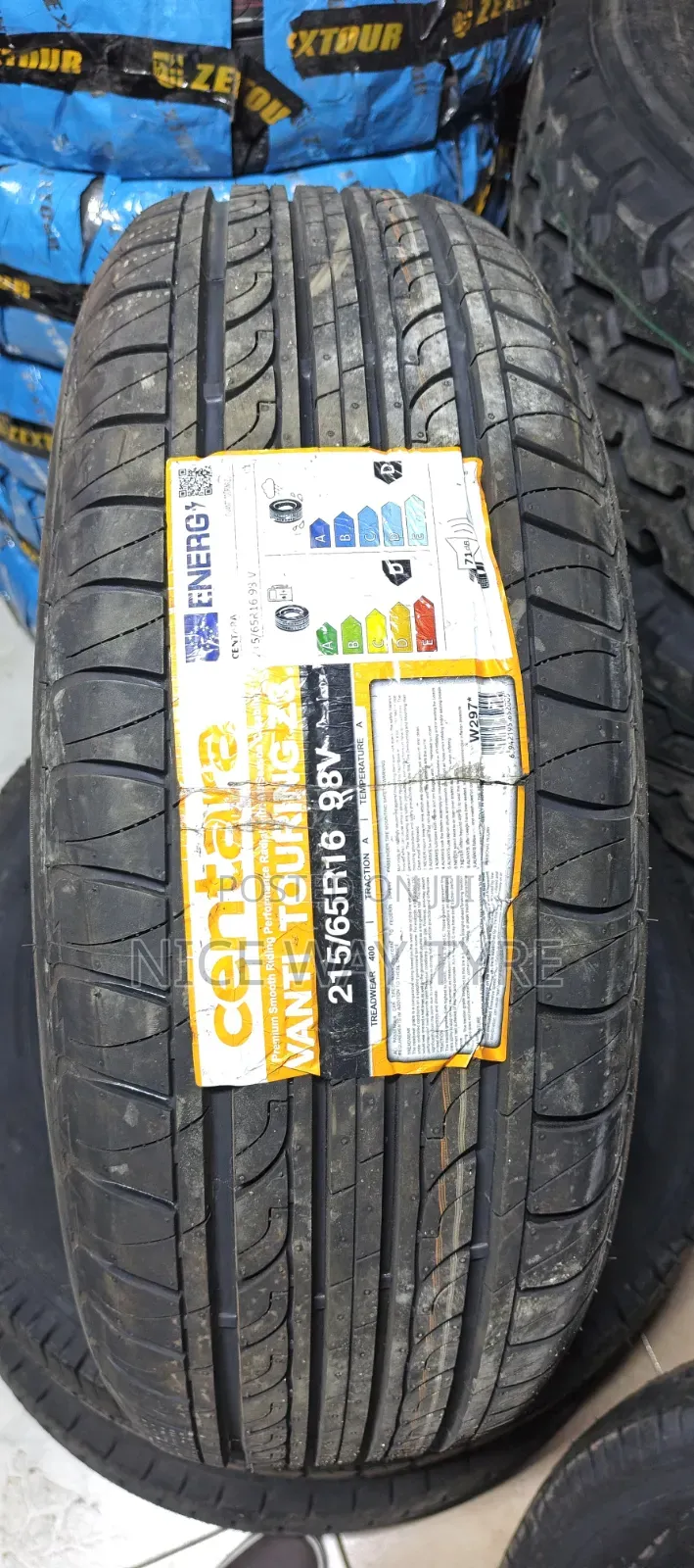 215/65r16 Centara