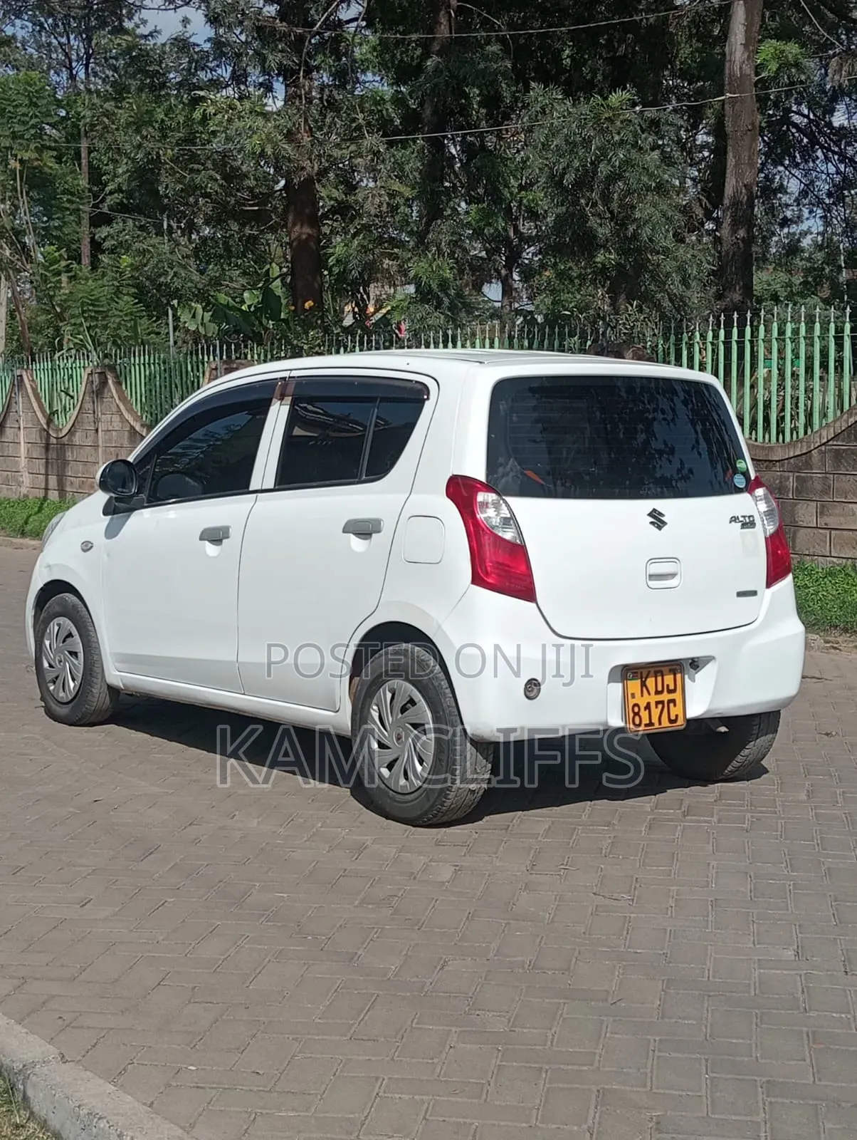 Suzuki Alto 2015 White