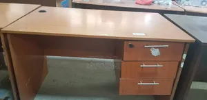 1m Working Desk With Drawers