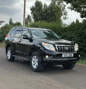 Toyota Land Cruiser Prado 2011 Black