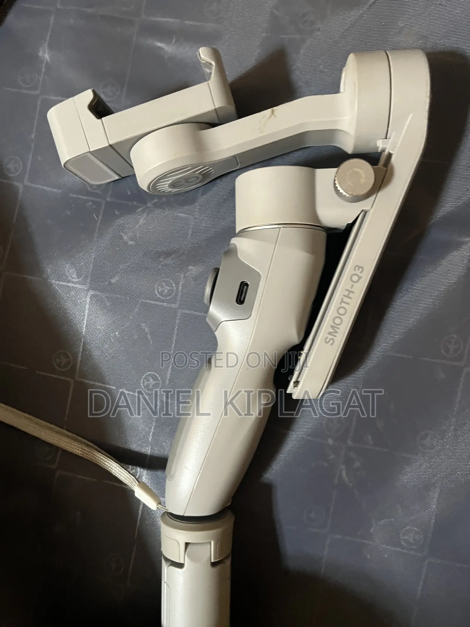 Zhiyun Smooth Q3 Smartphone Gimbal Stabilizer