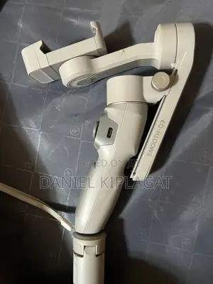 Zhiyun Smooth Q3 Smartphone Gimbal Stabilizer