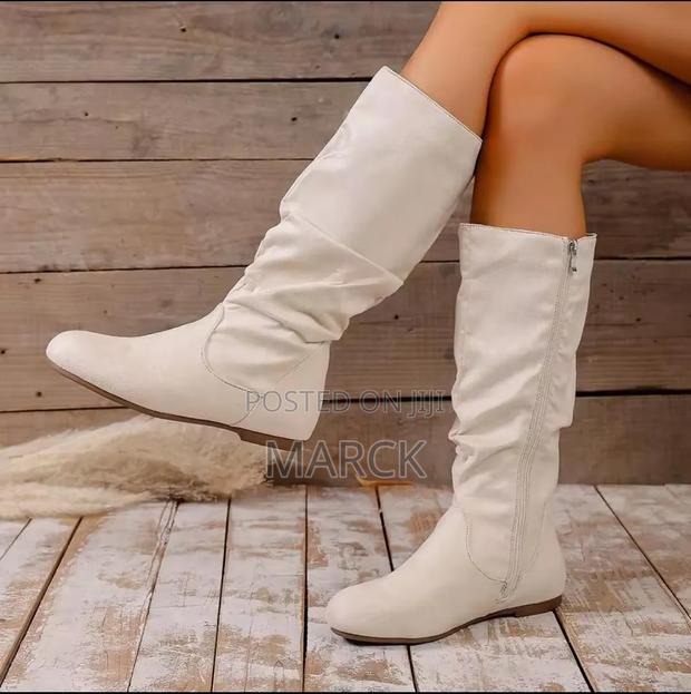 Ladies Boots - thumbnail 2