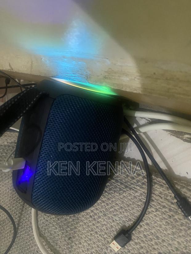 Caston Bt Speaker