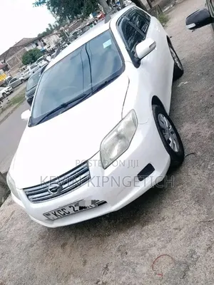 Toyota Corolla Hybrid LE AWD 2023 White