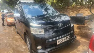 Toyota Voxy 2011 Black