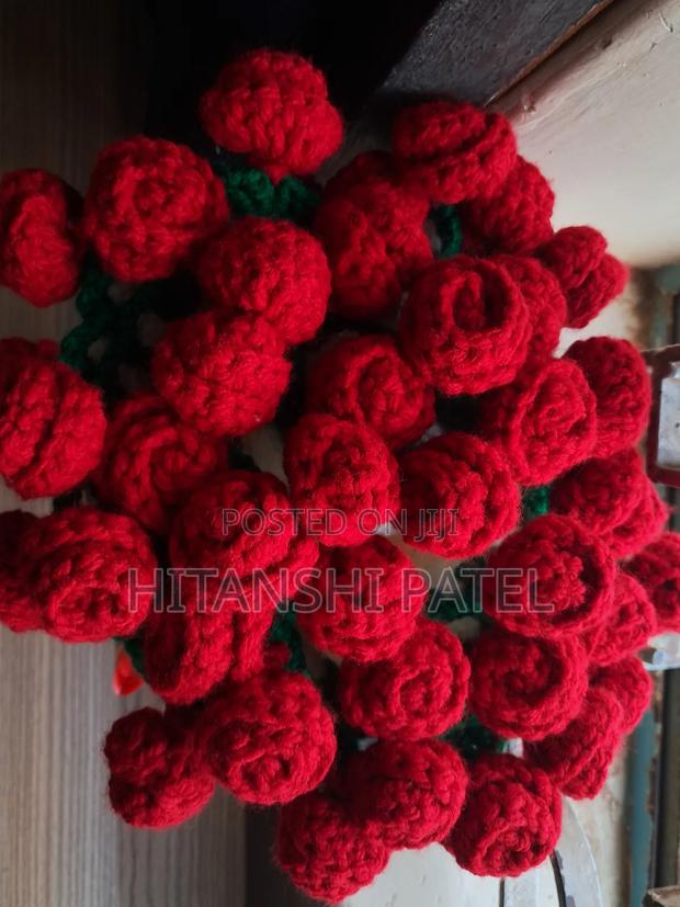 Viral Flower Bouquet - thumbnail 2