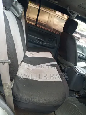 Toyota Land Cruiser 2005 Silver