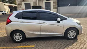 Honda Fit 2016 Silver